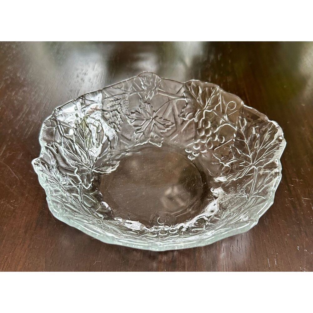Vtg Indiana Glass Serving Bowl Candy Dish Loganberry Design Leaves & Berries